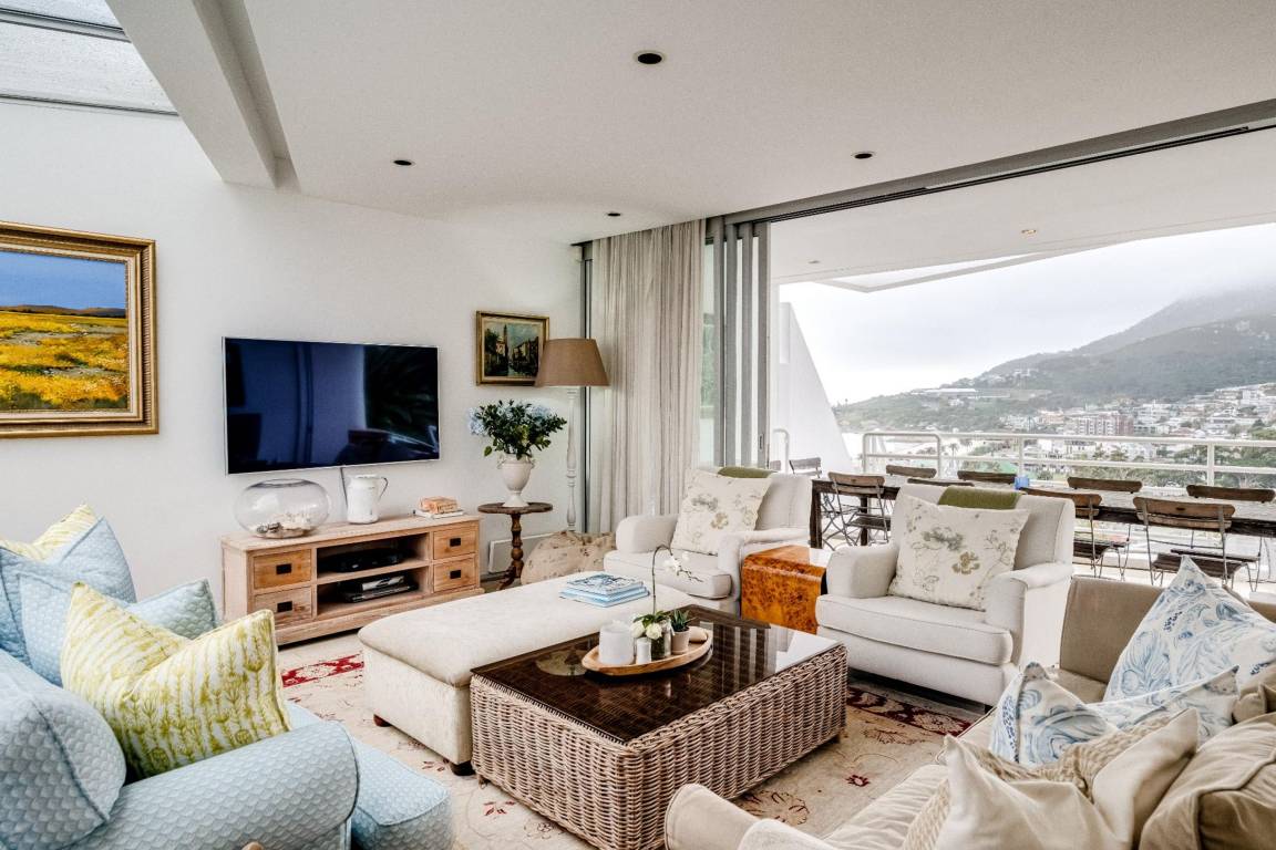 Apartment ∙ 6 Bedrooms ∙ 12 Guests - Camps Bay