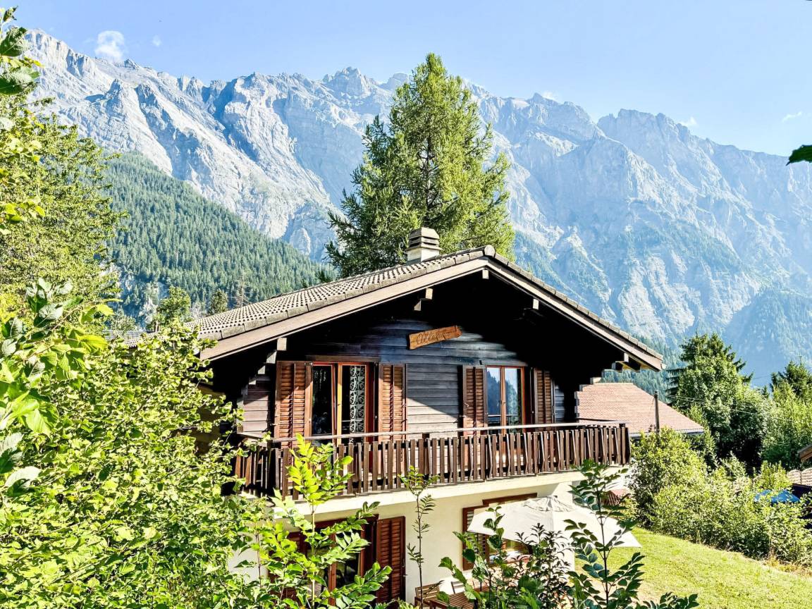 102 M² Maison De Vacances ∙ 3 Chambres ∙ 6 Personnes - Ovronnaz