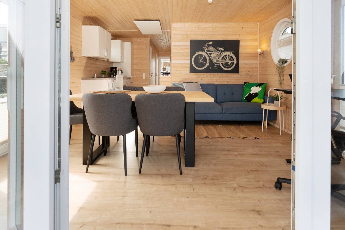 60 m² Hausboot ∙ 2 Schlafzimmer ∙ 3 Gäste – Bild 12
