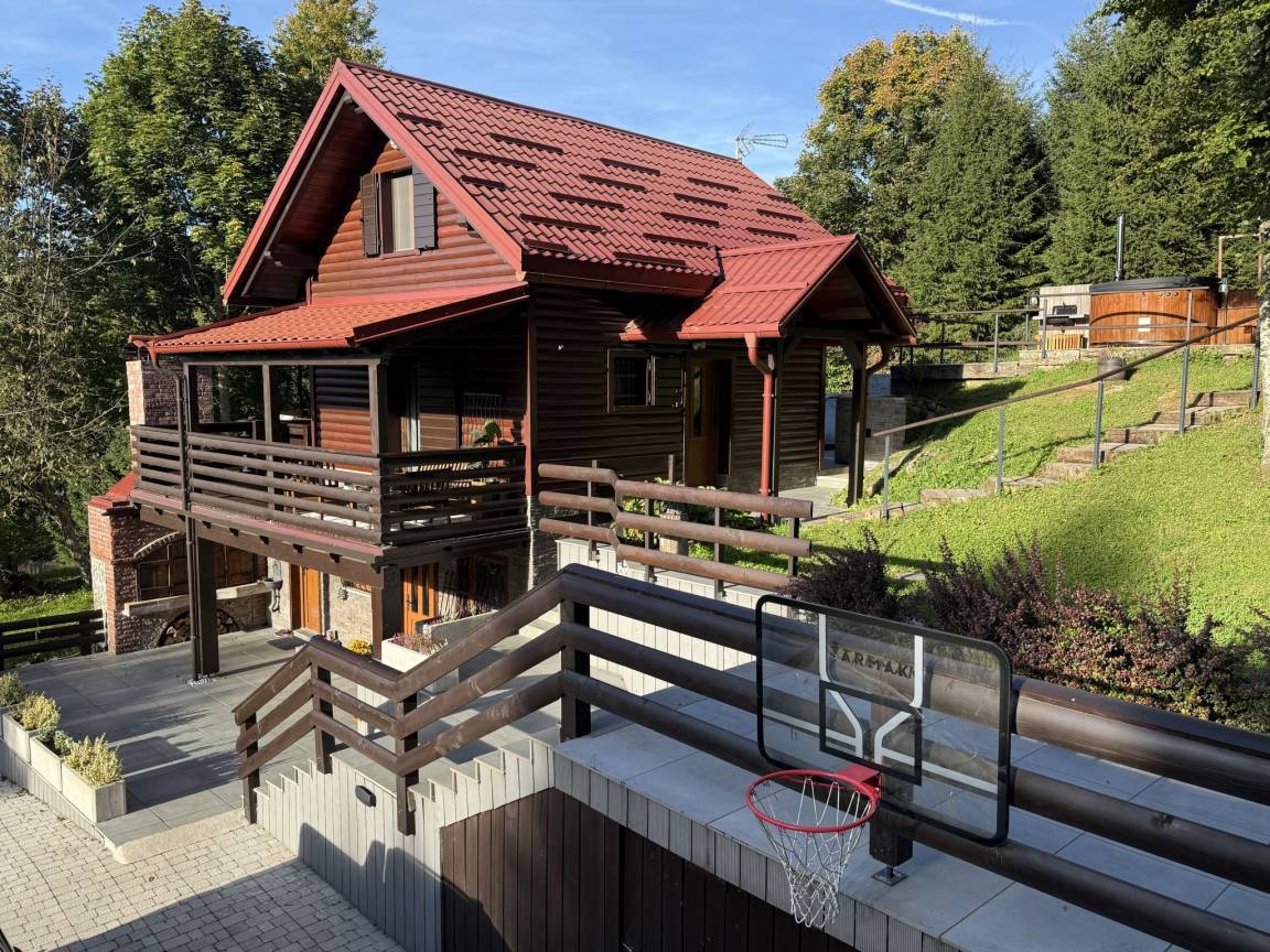 90 M² House ∙ 2 Bedrooms ∙ 6 Guests - Delnice