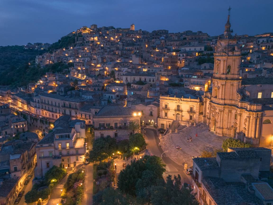 80 M² Apartment ∙ 2 Bedrooms ∙ 4 Guests - Modica