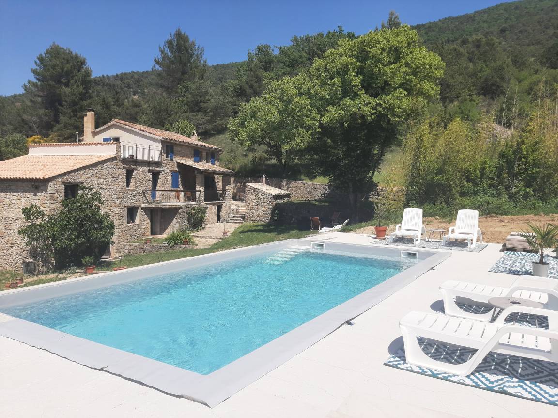 Maison De Vacances ∙ 4 Chambres ∙ 8 Personnes - Nyons
