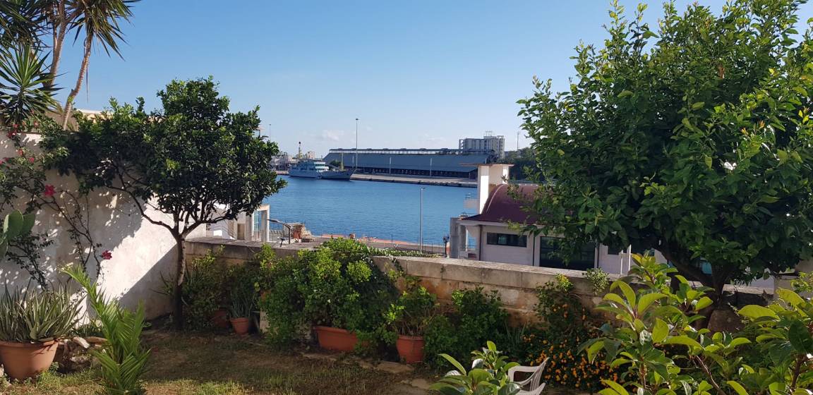 120 M² Appartement ∙ 2 Chambres ∙ 3 Personnes - Brindisi