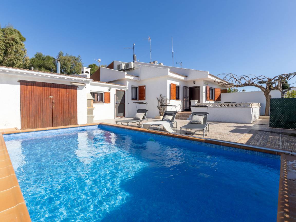 85 M² Casa Vacanza ∙ 3 Camere Da Letto ∙ 6 Ospiti - Riumar