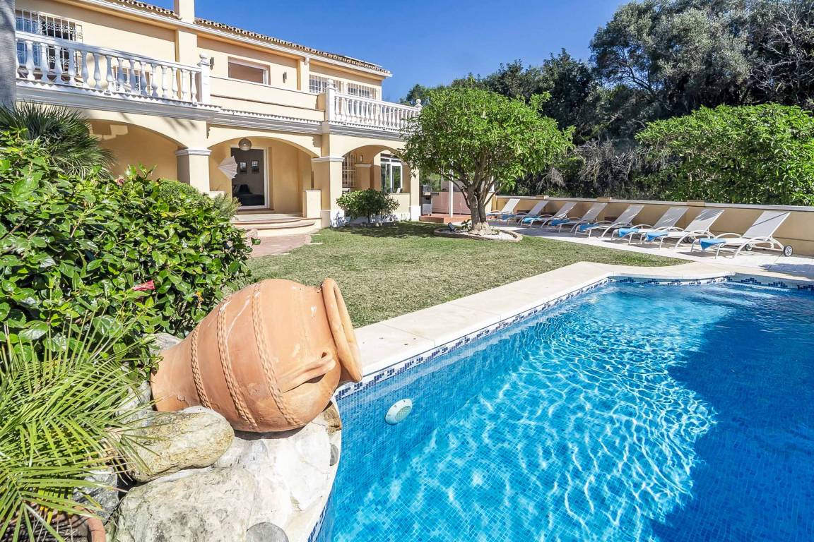 Villa ∙ 6 Schlafzimmer ∙ 12 Gäste - Marbella