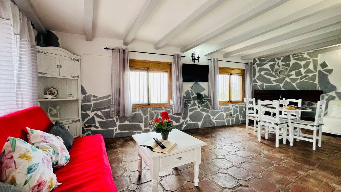 100 M² House ∙ 2 Bedrooms ∙ 5 Guests - Torrox