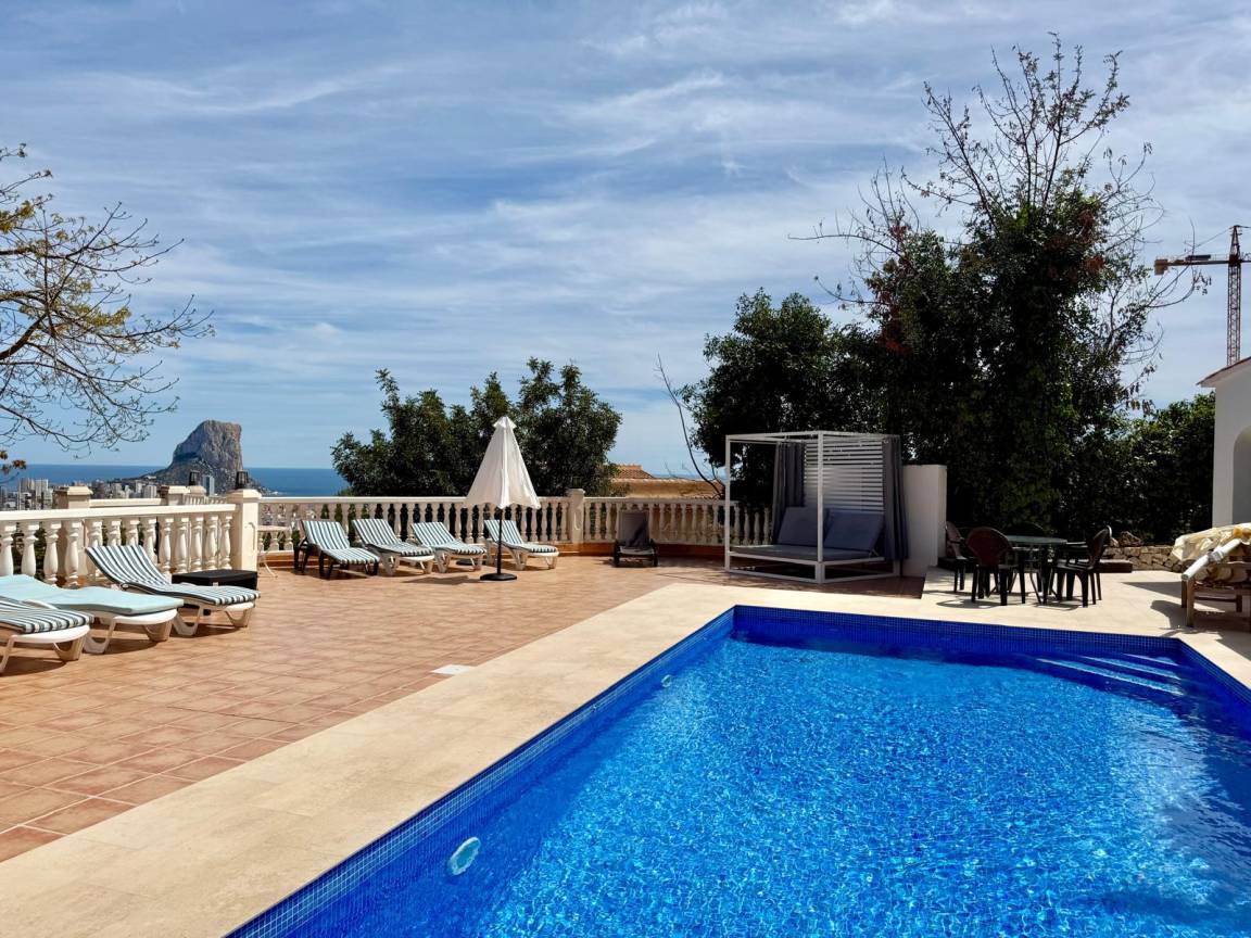 225 M² Villa ∙ 6 Chambres ∙ 12 Personnes - Calp