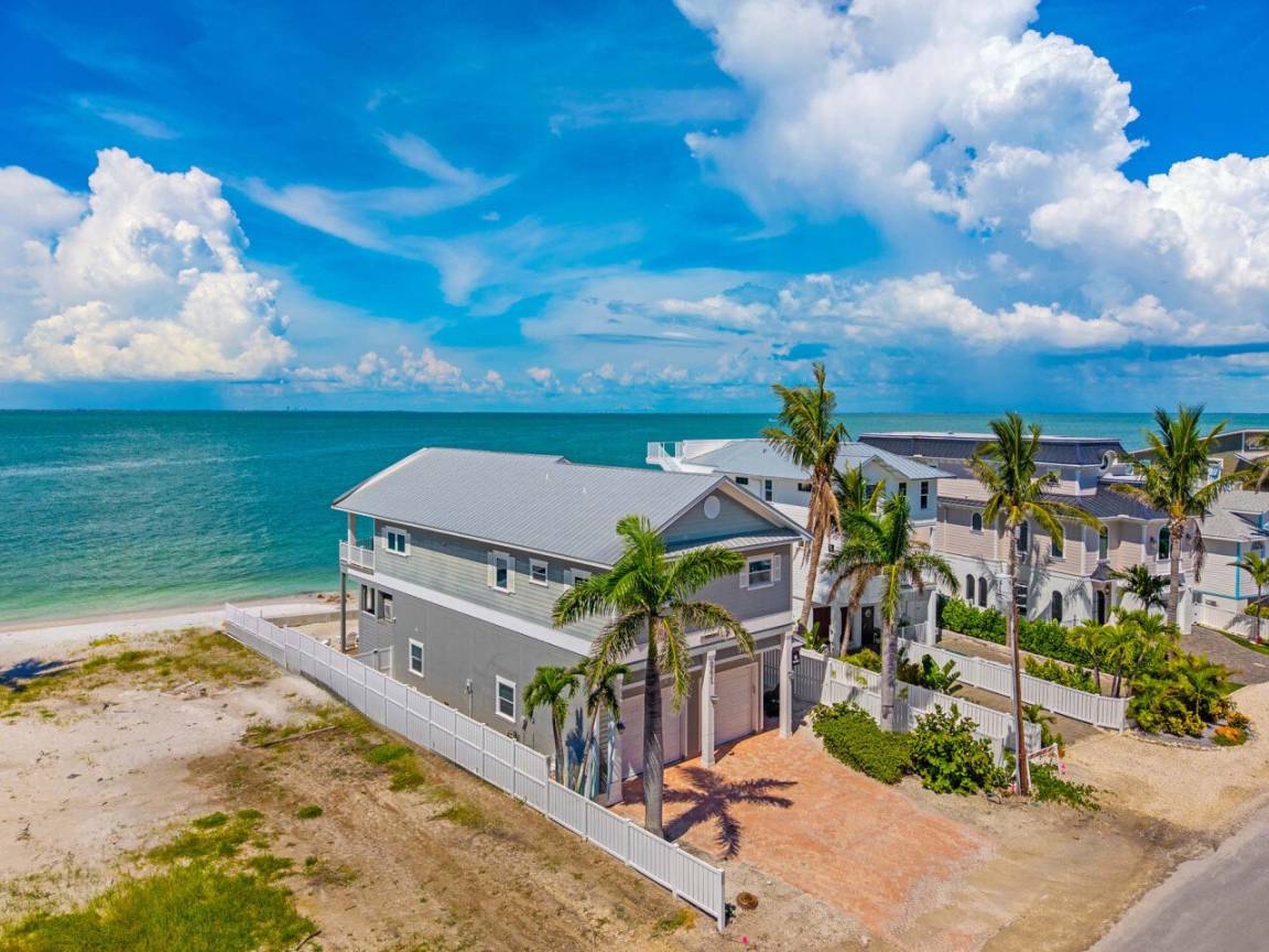 186 M² House ∙ 4 Bedrooms ∙ 8 Guests - Anna Maria, FL