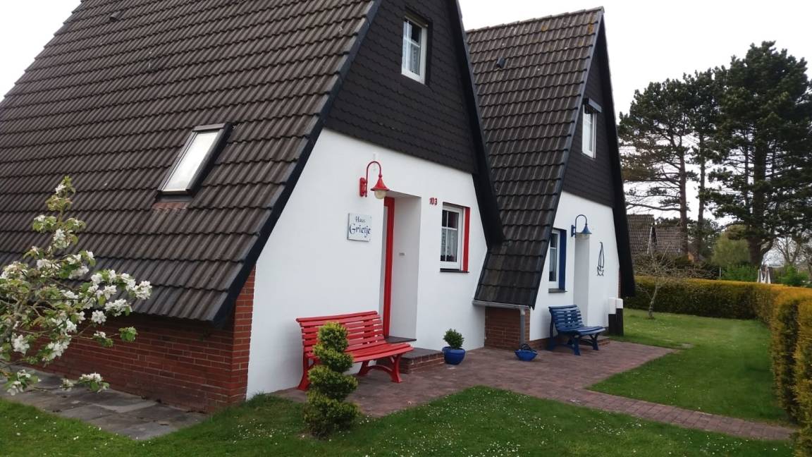 75 m² Ferienhaus ∙ 2 Schlafzimmer ∙ 4 Gäste – Bild 1