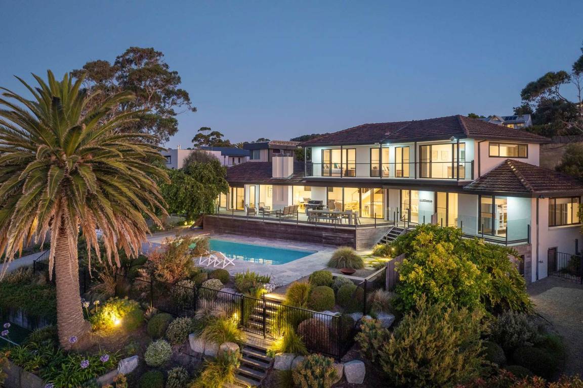 Apartment ∙ 6 Bedrooms ∙ 14 Guests - Dromana