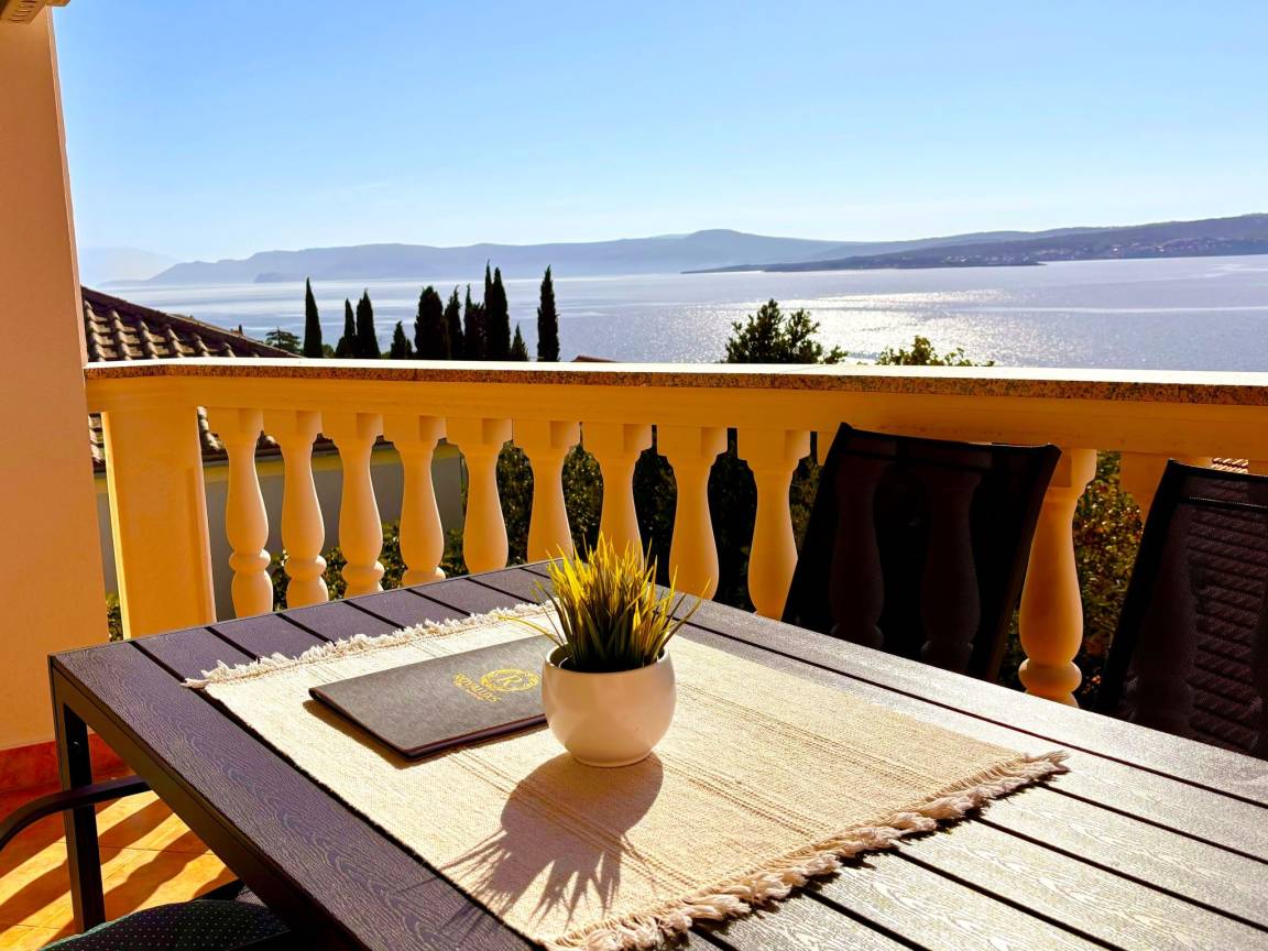 55 M² Apartment ∙ 2 Bedrooms ∙ 5 Guests - Crikvenica
