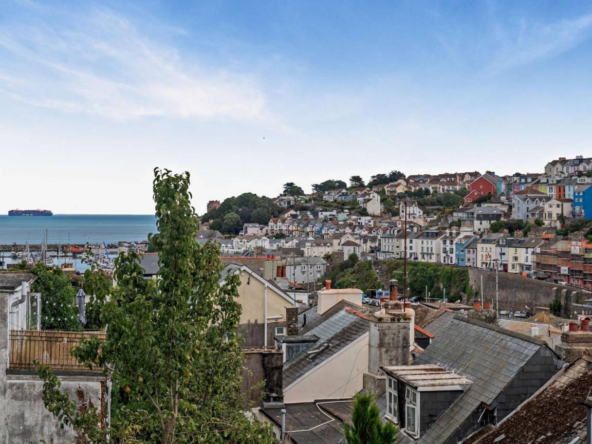 Cottage ∙ 3 Bedrooms ∙ 6 Guests - Brixham