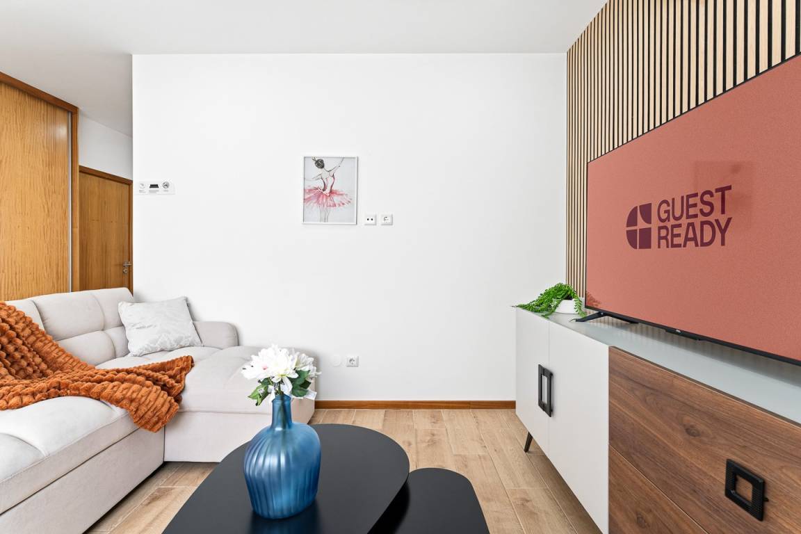 85 M² Apartamento ∙ 2 Habitaciones ∙ 4 Huéspedes - Mindelo