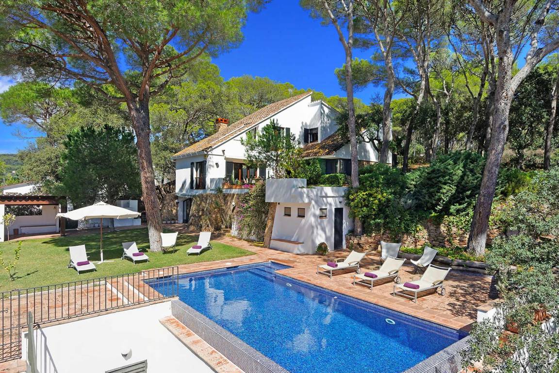 Villa ∙ 5 Bedrooms ∙ 10 Guests - Tamariu