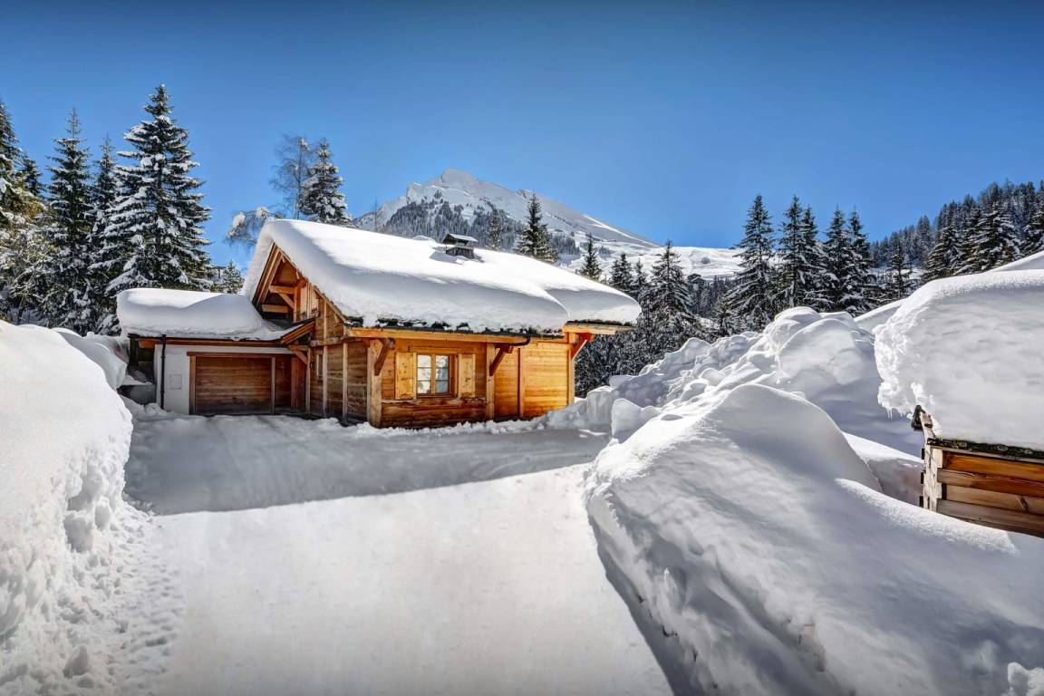 108 M² Chalet ∙ 4 Chambres ∙ 8 Personnes - Manigod
