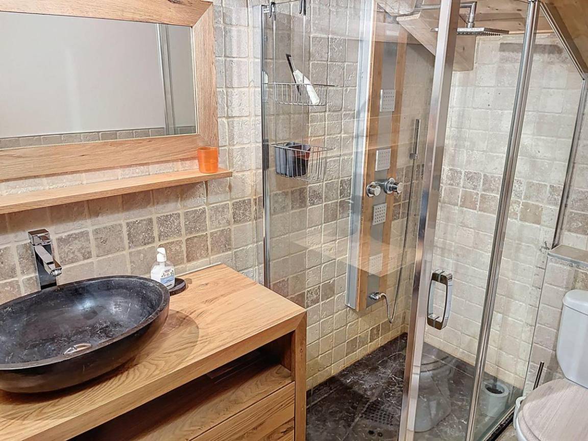90 m² Ferienwohnung ∙ 3 Schlafzimmer ∙ 10 Gäste – Bild 16