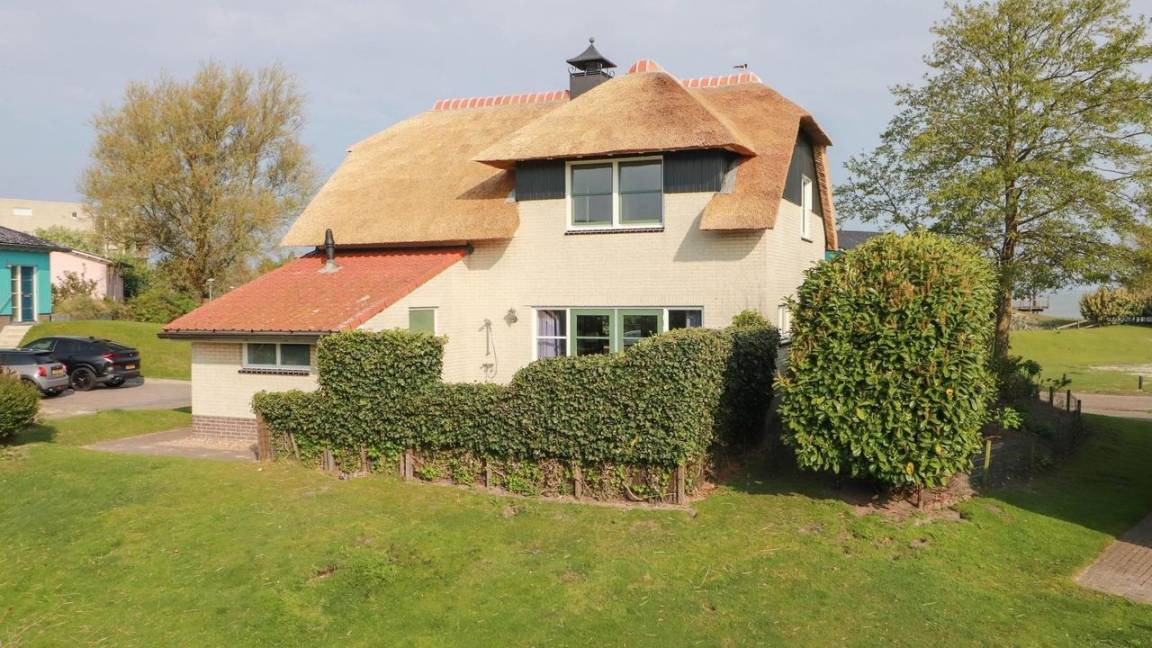 130 M² Huis ∙ 3 Slaapkamers ∙ 6 Gasten - Makkum