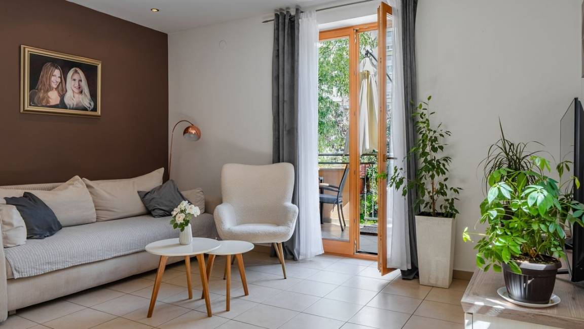 60 M² Apartment ∙ 3 Bedrooms ∙ 5 Guests - Zadar