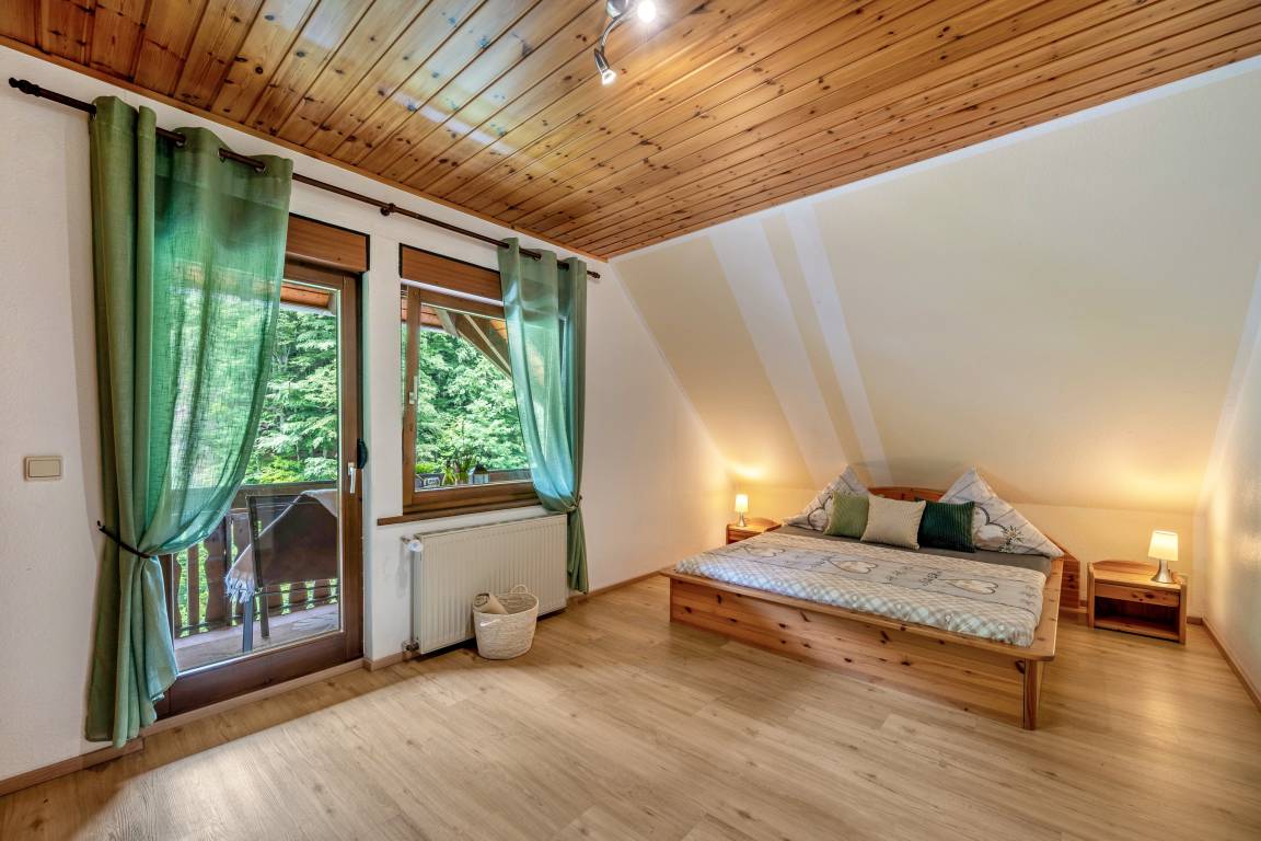 58 M² Ferienwohnung ∙ 2 Schlafzimmer ∙ 7 Gäste - Oppenau