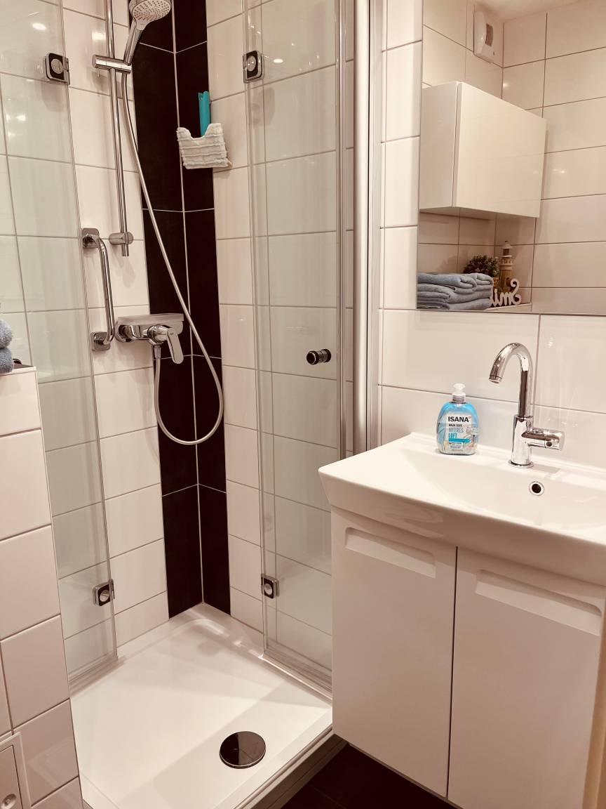 45 m² Ferienwohnung ∙ 1 Schlafzimmer ∙ 2 Gäste – Bild 11