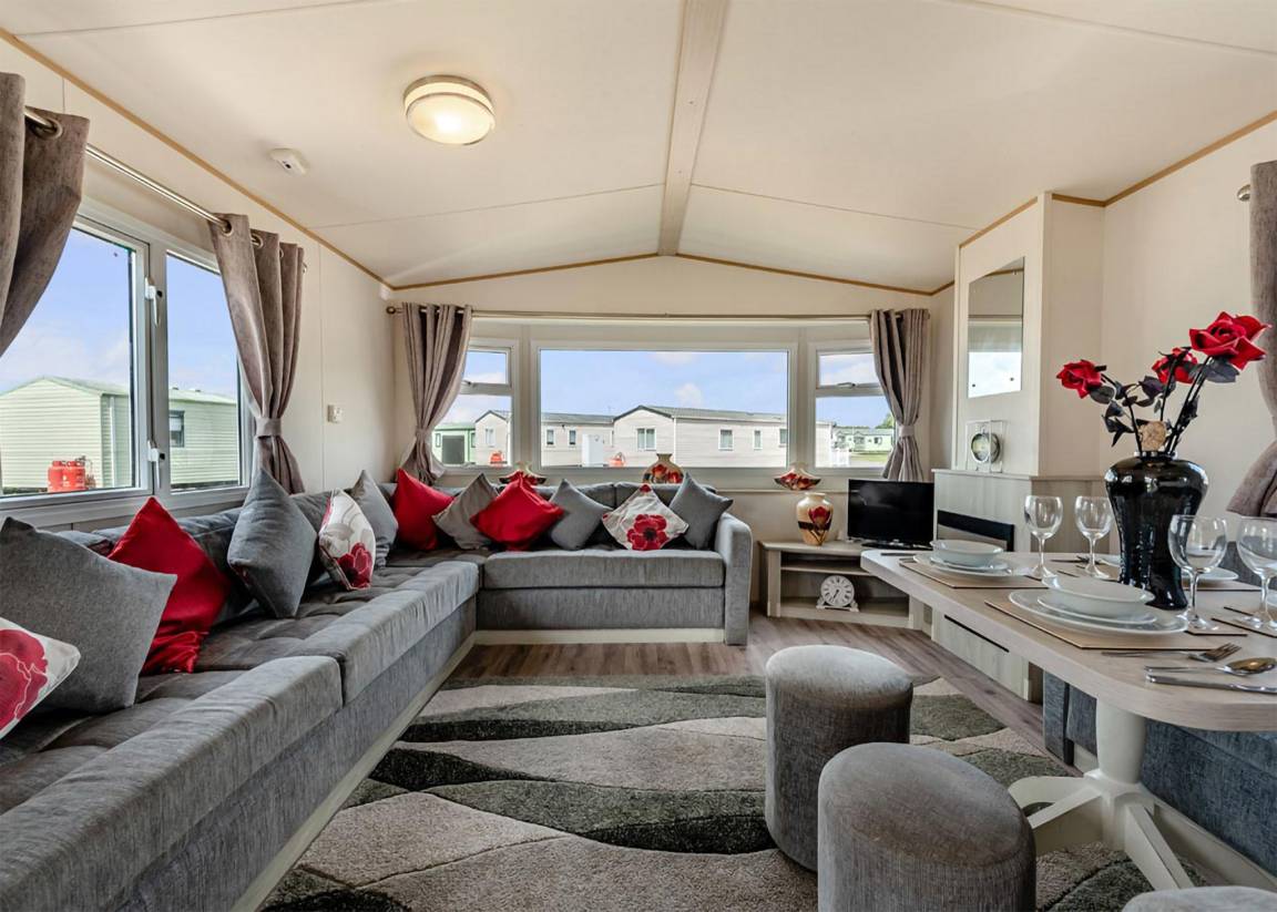 Caravan ∙ 3 Bedrooms ∙ 8 Guests - Isle of Wight