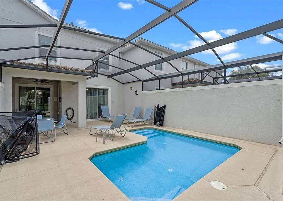 Casa ∙ 4 Habitaciones ∙ 10 Huéspedes - Davenport, FL