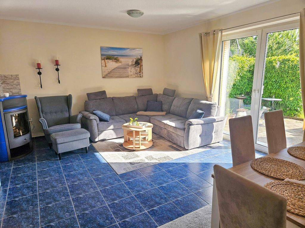 80 M² Ferienhaus ∙ 2 Schlafzimmer ∙ 6 Gäste - Ribnitz-Damgarten