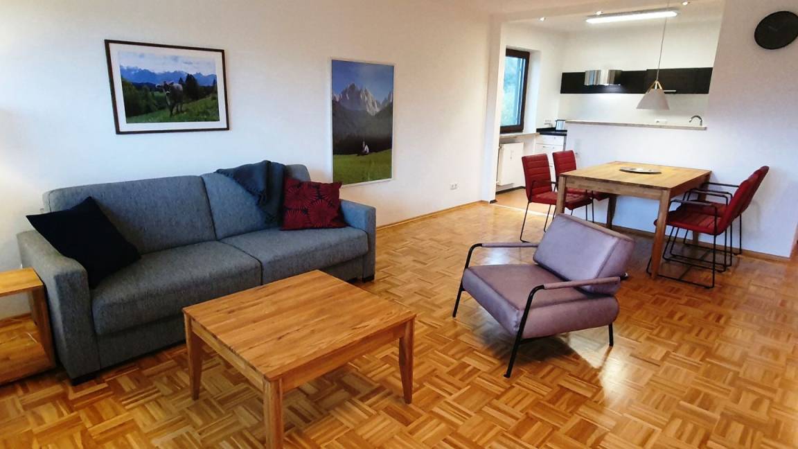60 M² Ferienwohnung ∙ 1 Schlafzimmer ∙ 2 Gäste - Lechbruck am See