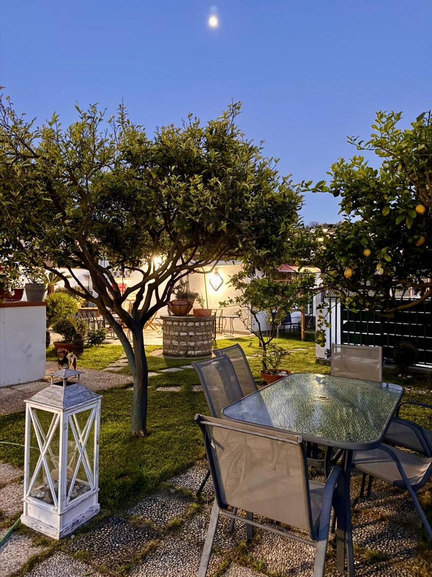 60 M² House ∙ 1 Bedroom ∙ 4 Guests - Aversa