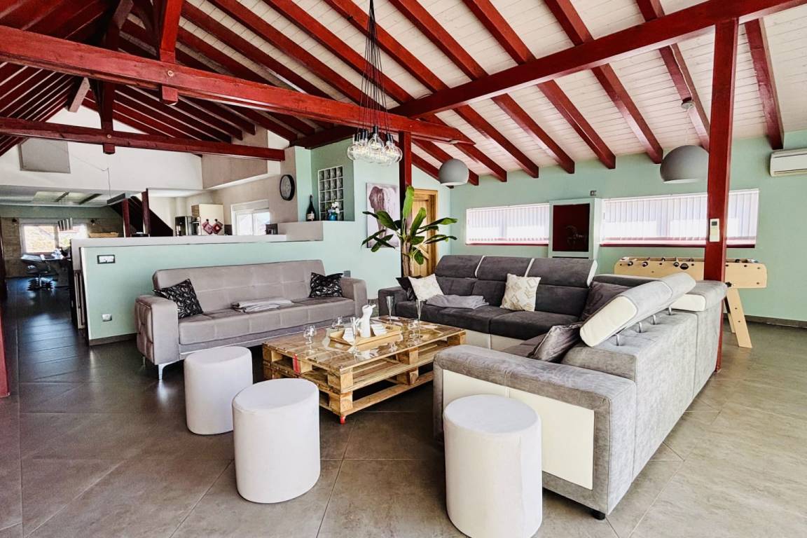 250 M² Appartement ∙ 4 Chambres ∙ 11 Personnes - Bas-Rhin