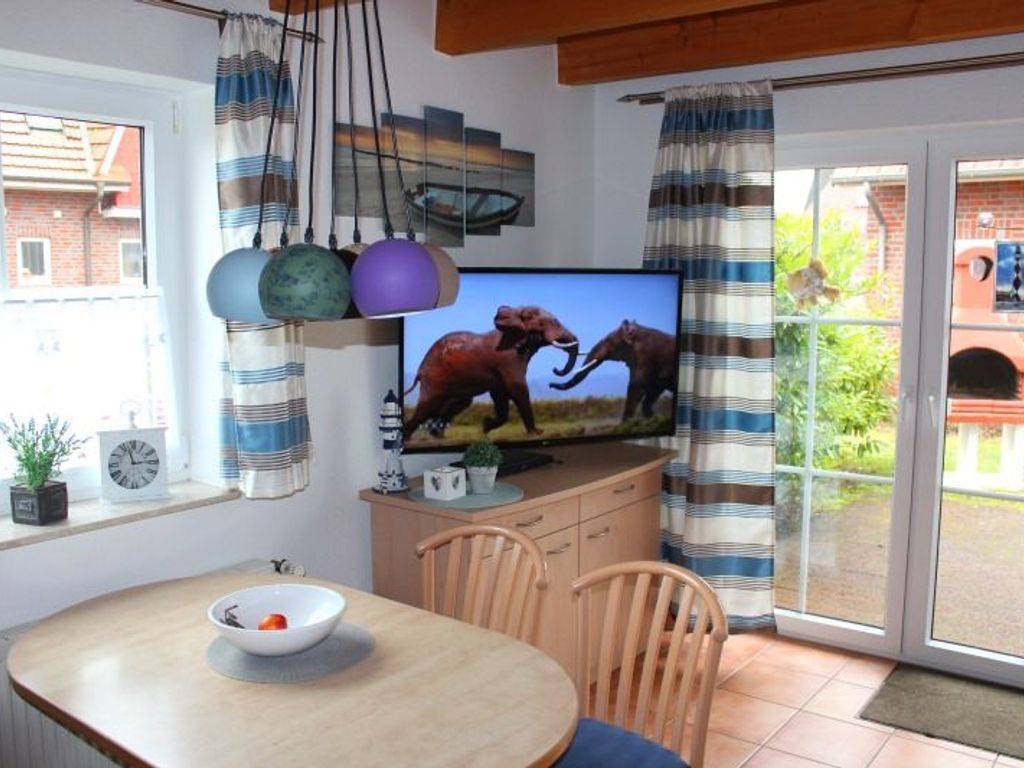 80 M² Ferienhaus ∙ 3 Schlafzimmer ∙ 6 Gäste - Nordenham