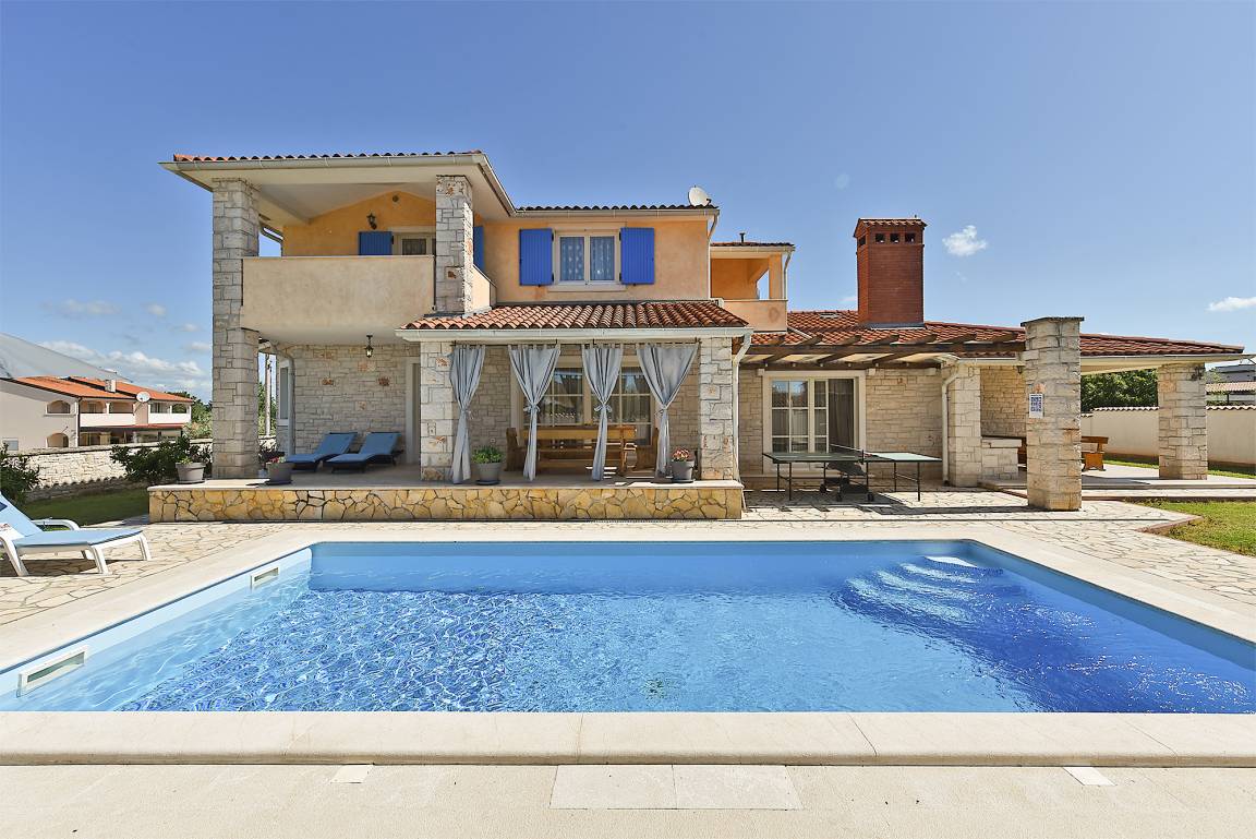 200 M² Casa Vacanza ∙ 4 Camere Da Letto ∙ 9 Ospiti - Rovigno