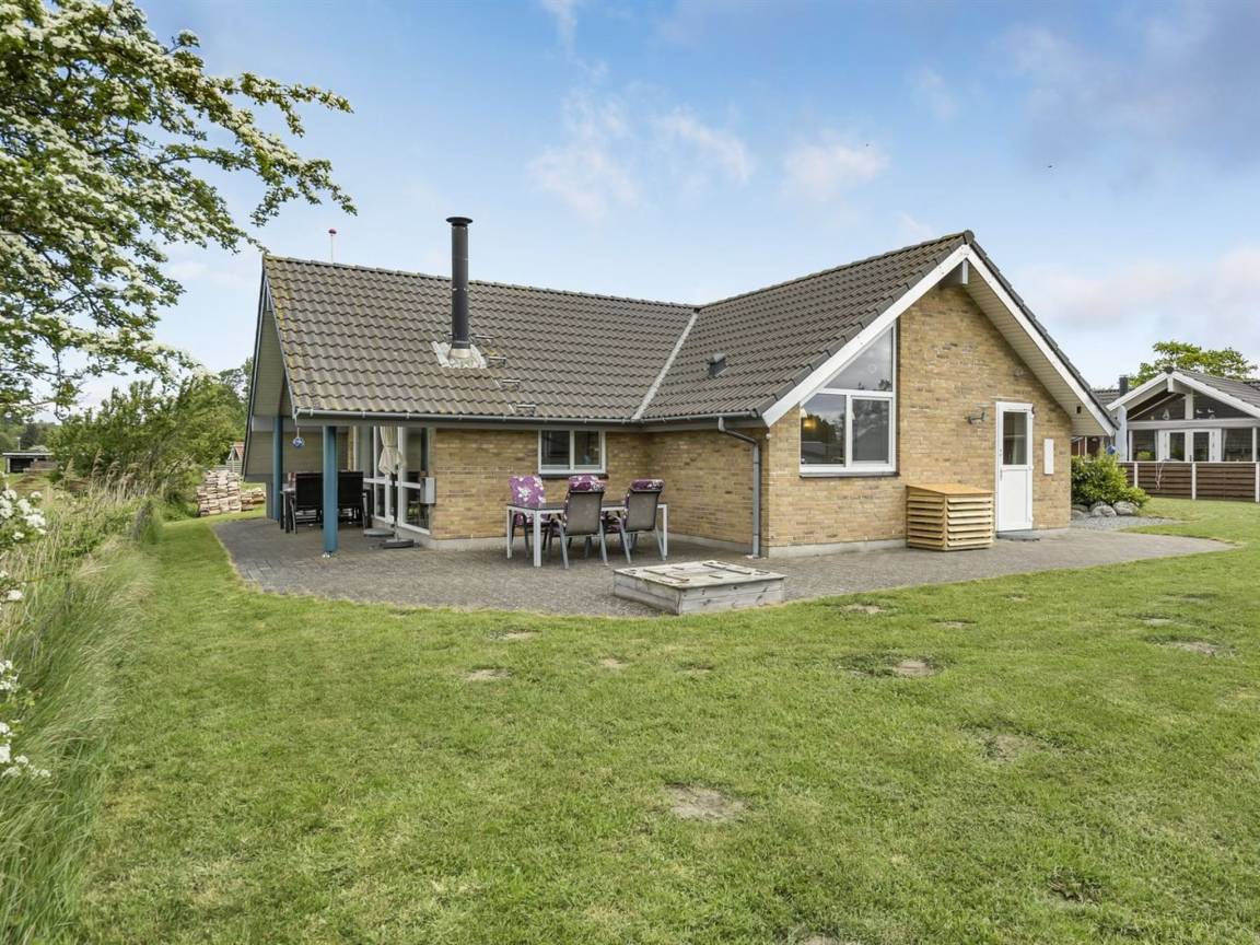 109 M² House ∙ 4 Bedrooms ∙ 8 Guests - Sønderborg