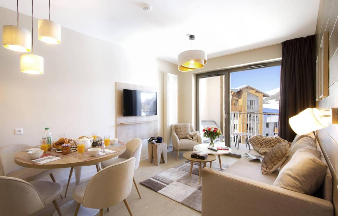 48 m² Ferienwohnung ∙ 2 Schlafzimmer ∙ 8 Gäste – Bild 2