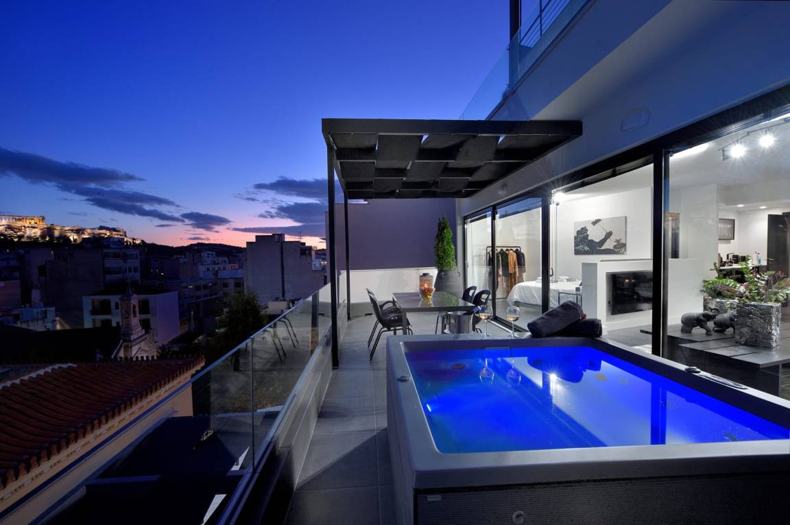 Villa ∙ 2 Bedrooms ∙ 5 Guests - Athens