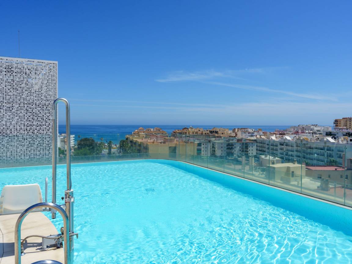 100 M² Ferienwohnung ∙ 3 Schlafzimmer ∙ 5 Gäste - Estepona