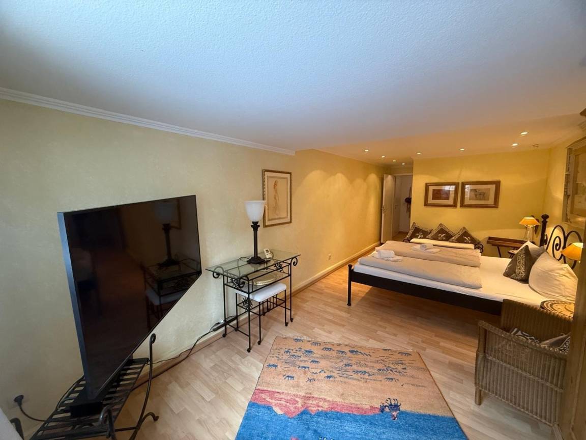 125 m² Ferienwohnung ∙ 2 Schlafzimmer ∙ 4 Gäste – Bild 15