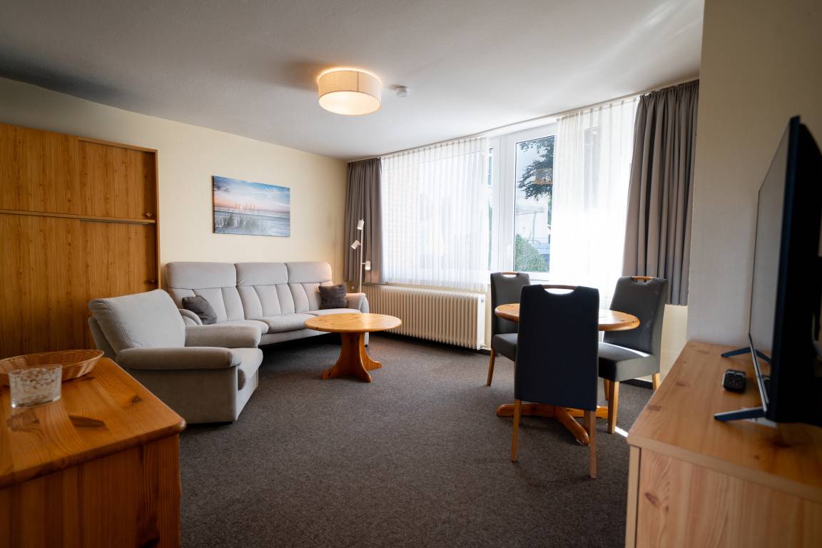 45 m² Ferienwohnung ∙ 2 Schlafzimmer ∙ 3 Gäste – Bild 2