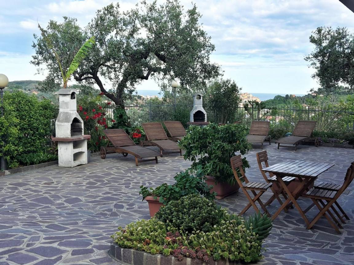 35 M² Apartment ∙ 4 Guests - Imperia