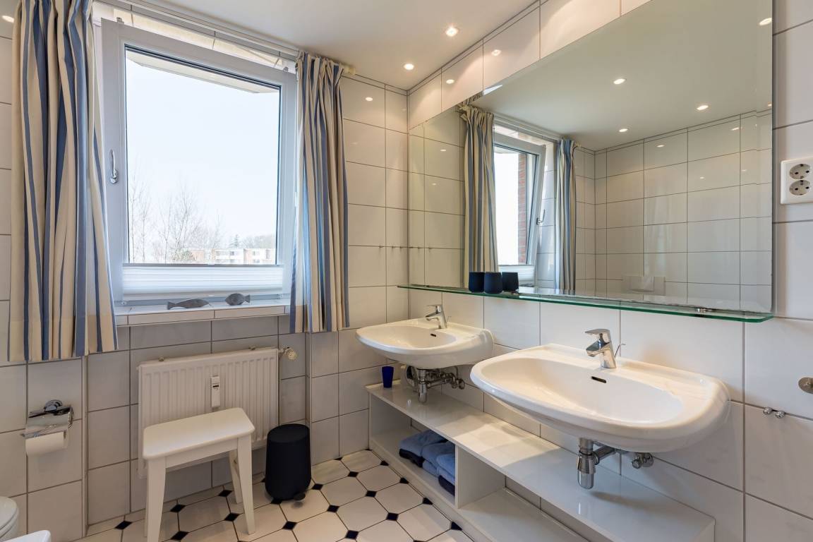 80 m² Ferienwohnung ∙ 2 Schlafzimmer ∙ 4 Gäste – Bild 16