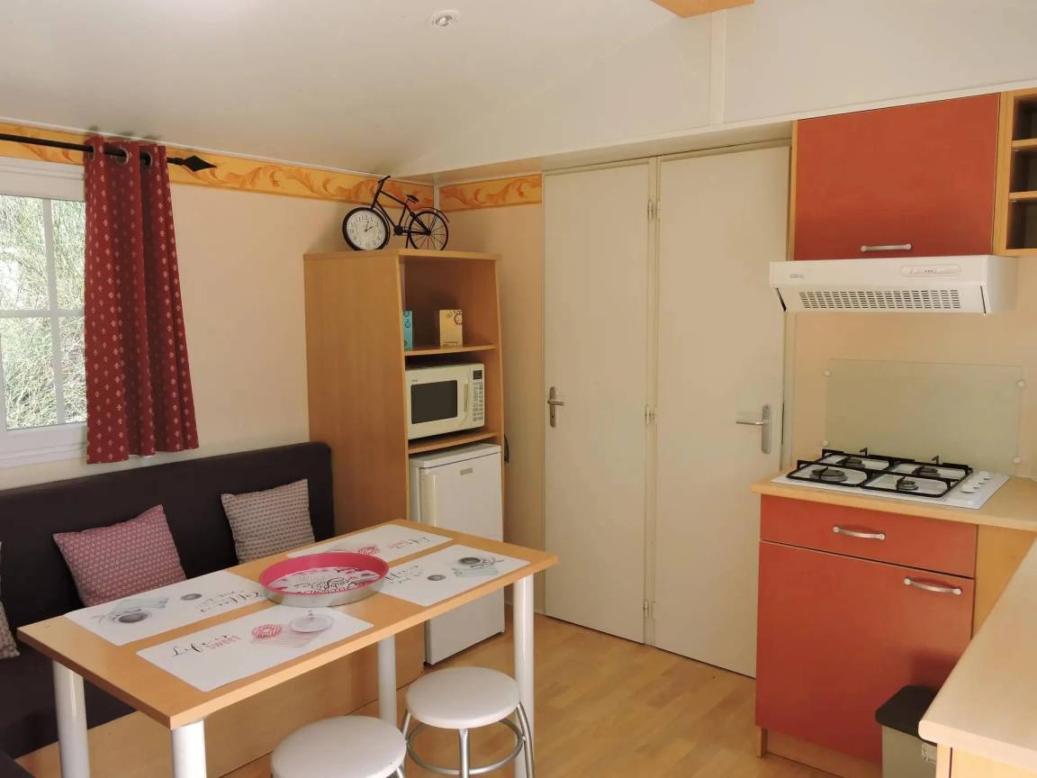 26 M² Camping ∙ 2 Bedrooms ∙ 4 Guests - Drôme