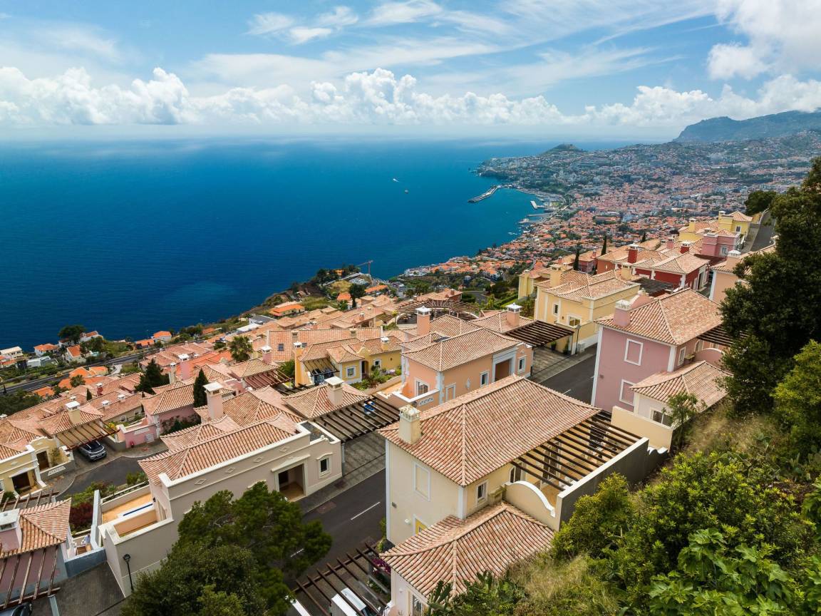 200 M² House ∙ 3 Bedrooms ∙ 5 Guests - Funchal