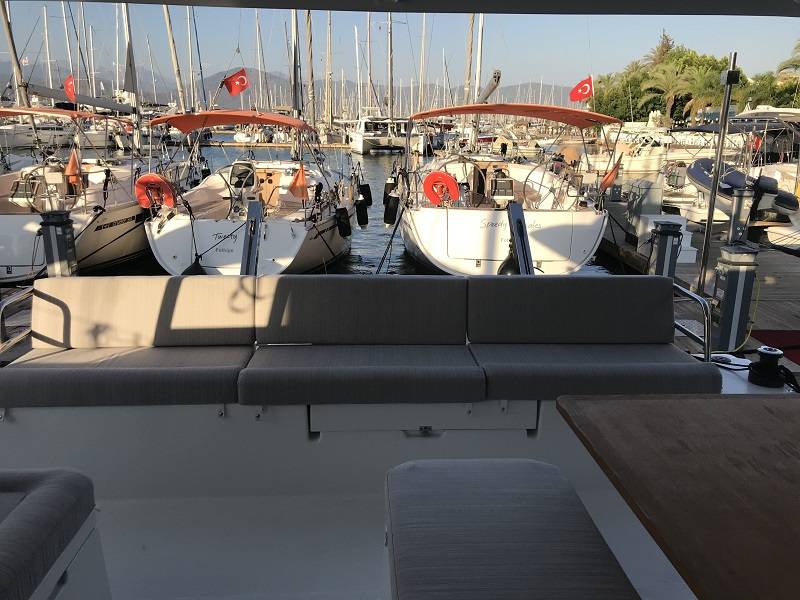 13 M² Casa Flotante ∙ 4 Habitaciones ∙ 8 Huéspedes - Fethiye
