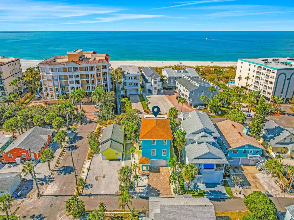 191 M² Talo ∙ 3 Makuuhuonetta ∙ 8 Vierasta - Treasure Island, FL