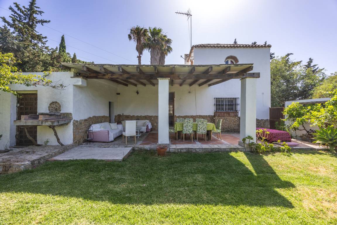 200 M² Maison De Vacances ∙ 3 Chambres ∙ 8 Personnes - Barbate
