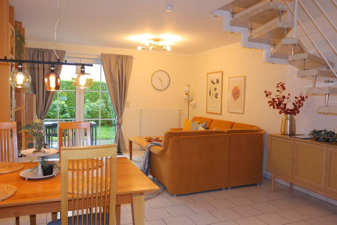70 M² Ferienhaus ∙ 2 Schlafzimmer ∙ 4 Gäste - Geestland
