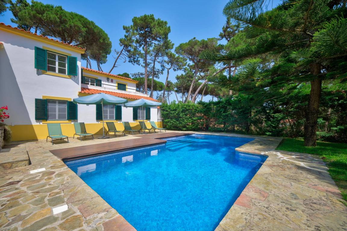 220 M² Villa ∙ 4 Habitaciones ∙ 10 Huéspedes - Colares