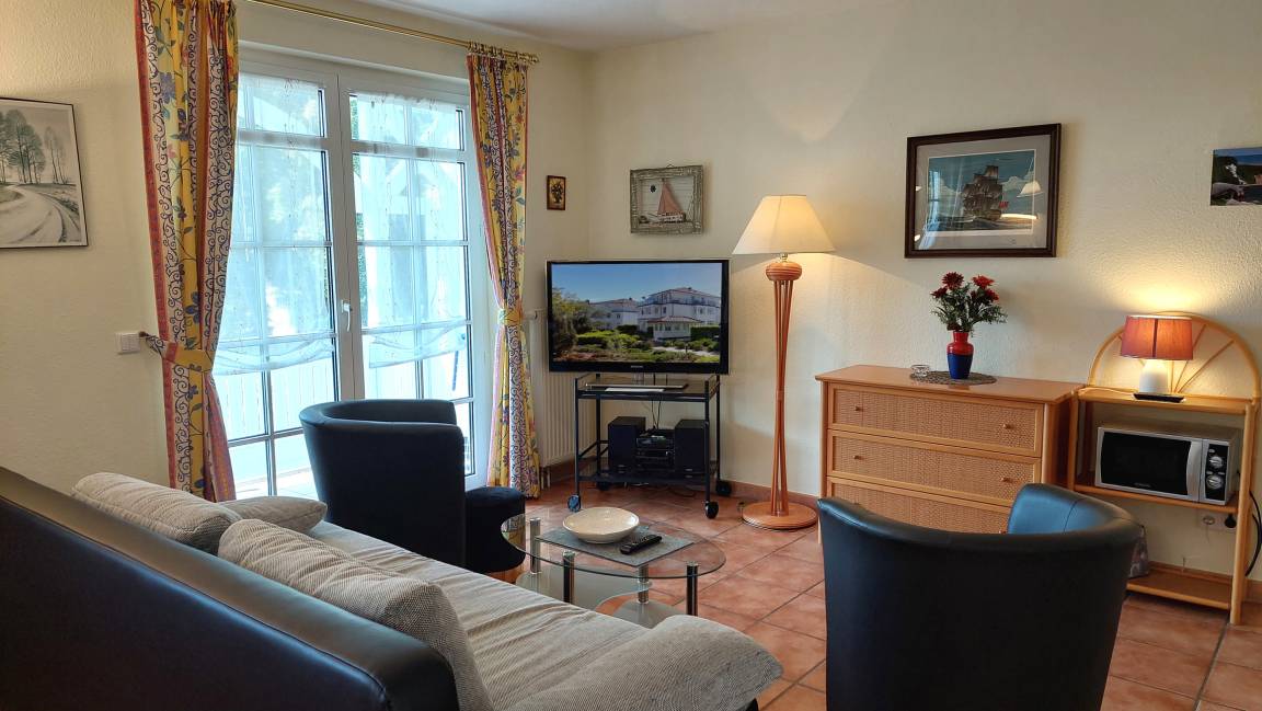 48 m² Ferienwohnung ∙ 1 Schlafzimmer ∙ 4 Gäste – Bild 1