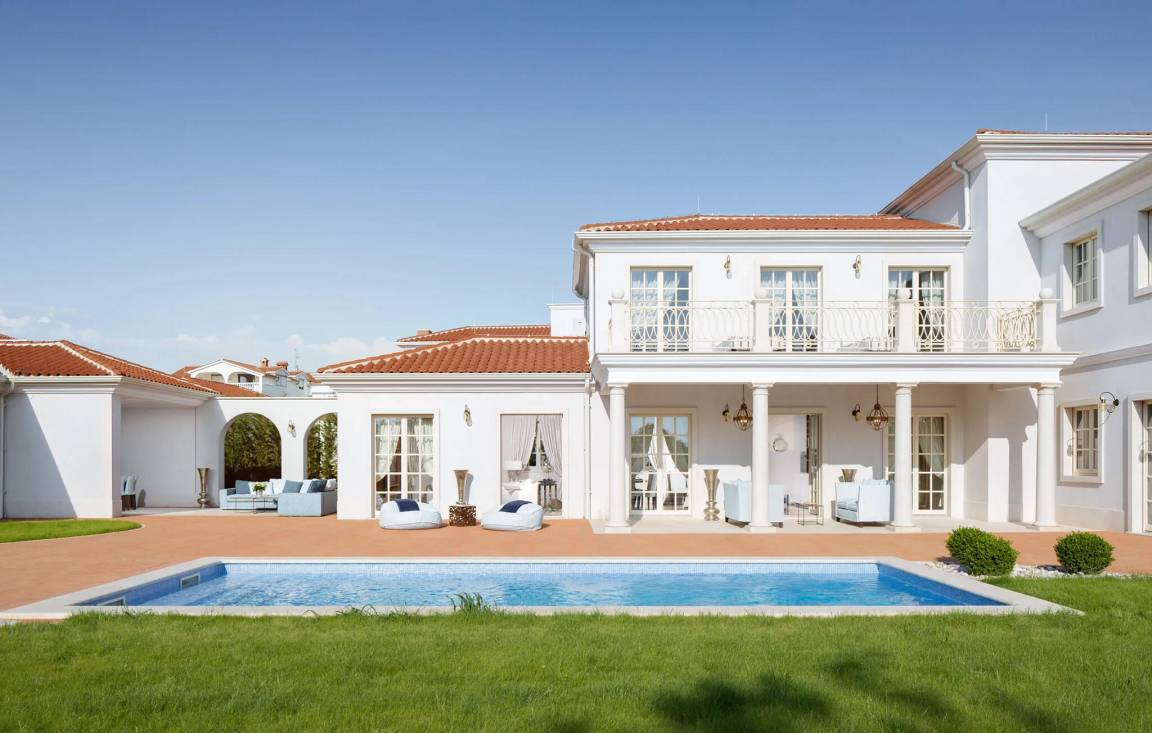 290 M² House ∙ 4 Bedrooms ∙ 8 Guests - Poreč