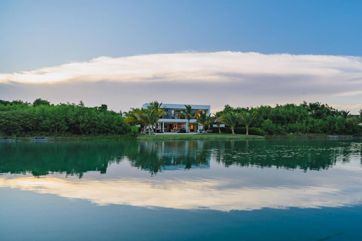 745 M² Villa ∙ 6 Bedrooms ∙ 12 Guests - Punta Cana